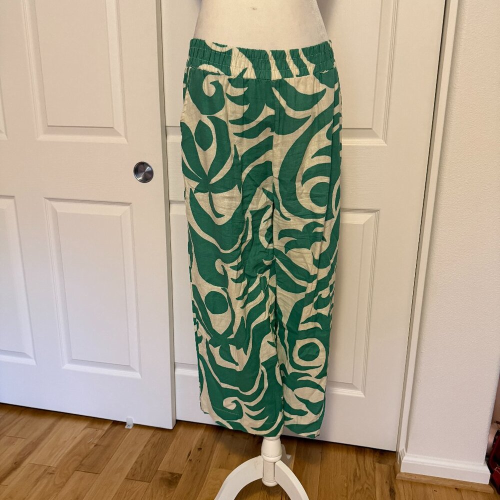 Panama Jack women's green-white tropical print wide-leg line blend crop pants